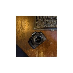 Canon EOS 2000D BK 18-55 IS II EU26 SLR Camera Kit - Capture Stunning Moments with Professional Quality!